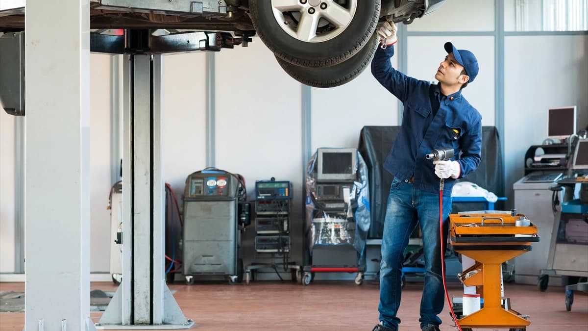 Collision Repair at S&R Motors in Hayward, CA